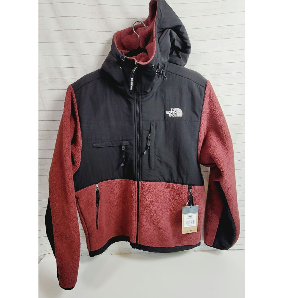 The North Face Retro Denali Color Block Hooded Jacket in Sumac/TNF, SZ Medium